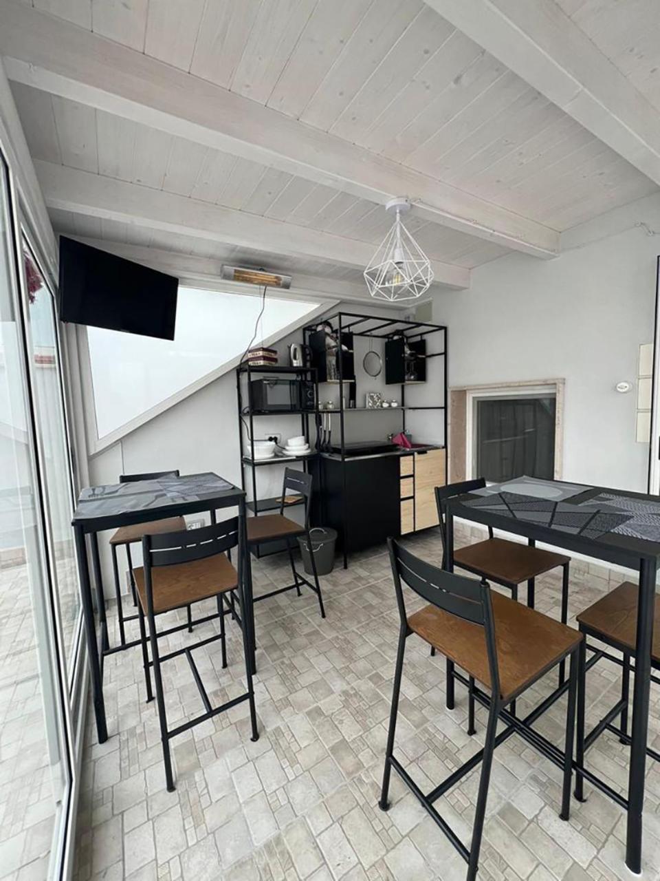 Giufra Hotel Bari Bagian luar foto